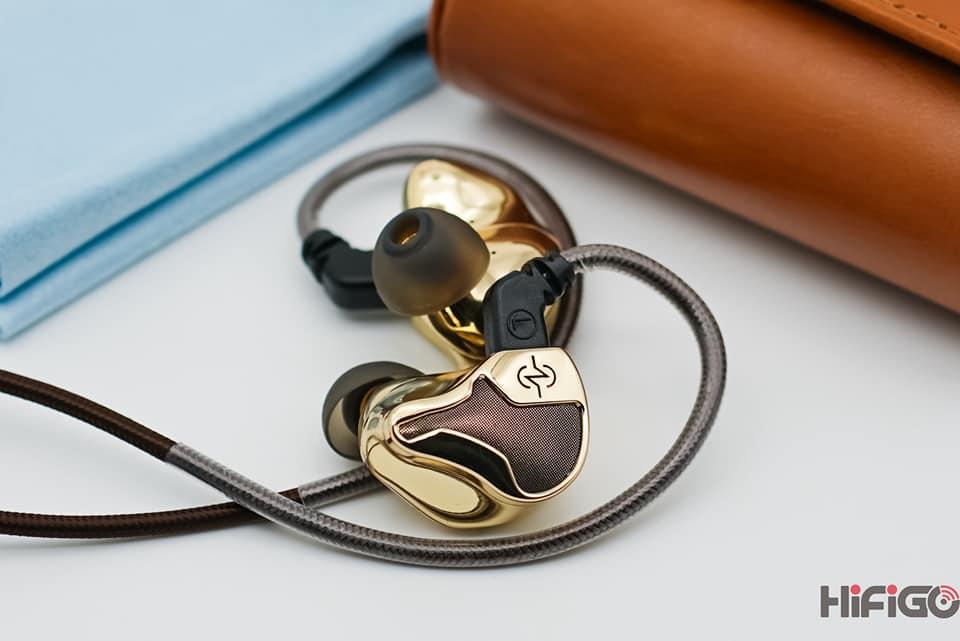 CCZ Plume Latest 10-Driver Hybrid IEMs Launched