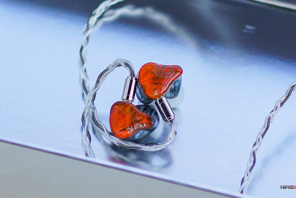 DUNU Studio SA6 Unboxing & Quick Review:- Bold & Beautiful!!