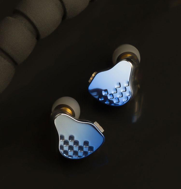 KBear Robin: Latest Five Driver(1DD+4BA) Hybrid In-Ear Monitors