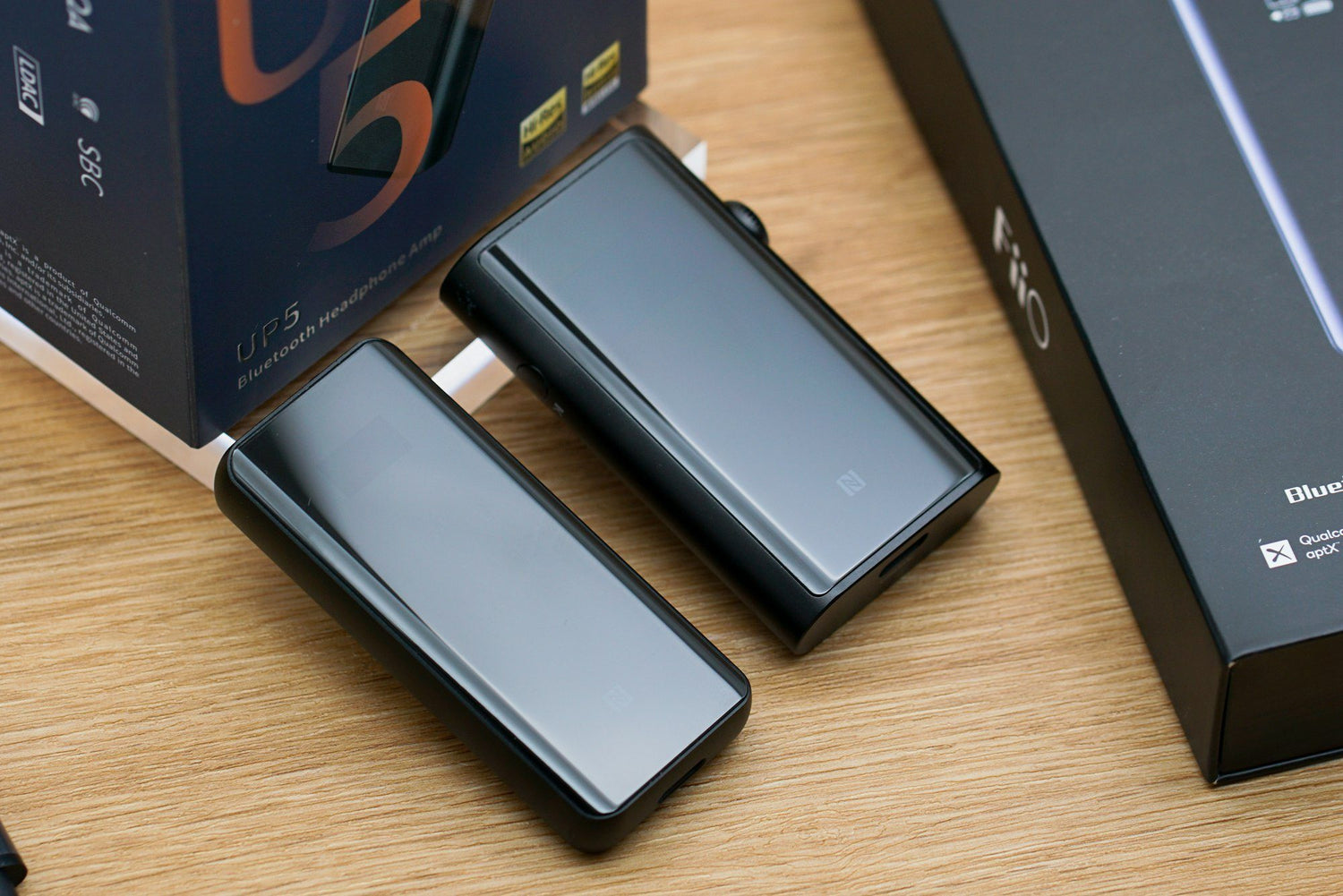 Shanling UP5 Vs FiiO BTR5: What's New With the Latest Bluetooth DAC/AMP from Shanling!!