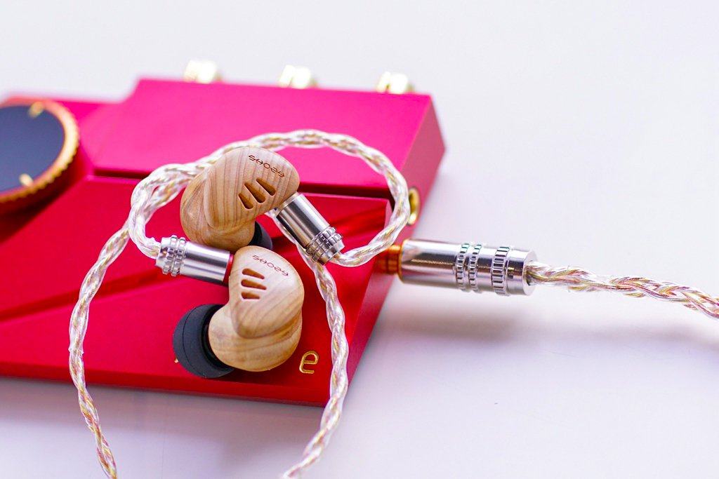 Shozy Black Hole Mini Unboxing & Quick Review: Spacious & Lovely Vocals