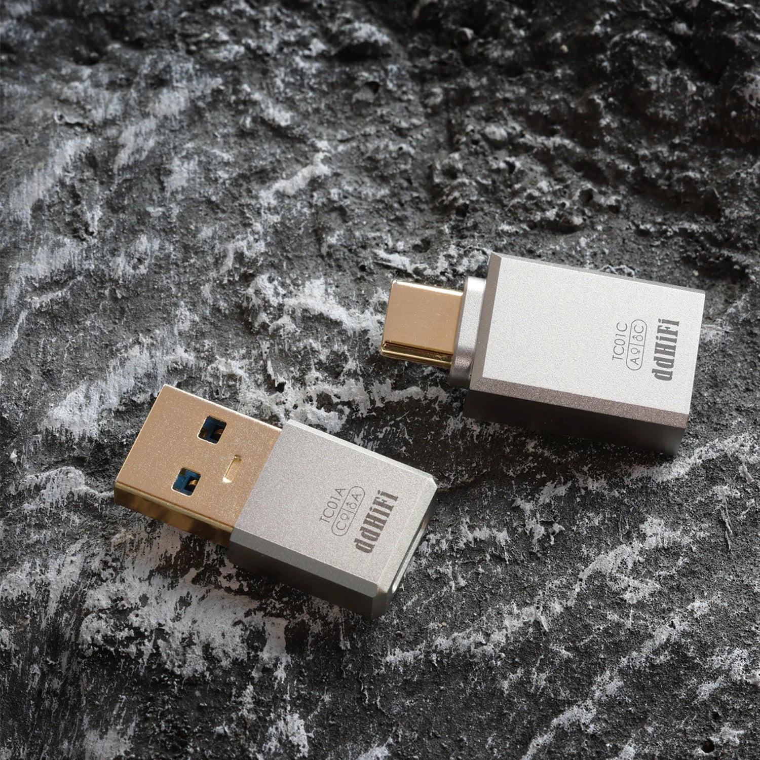 DD ddHiFi TC01A / TC01C High-Quality Gold-Plated USB-A to USB-C Converter HiFiGo