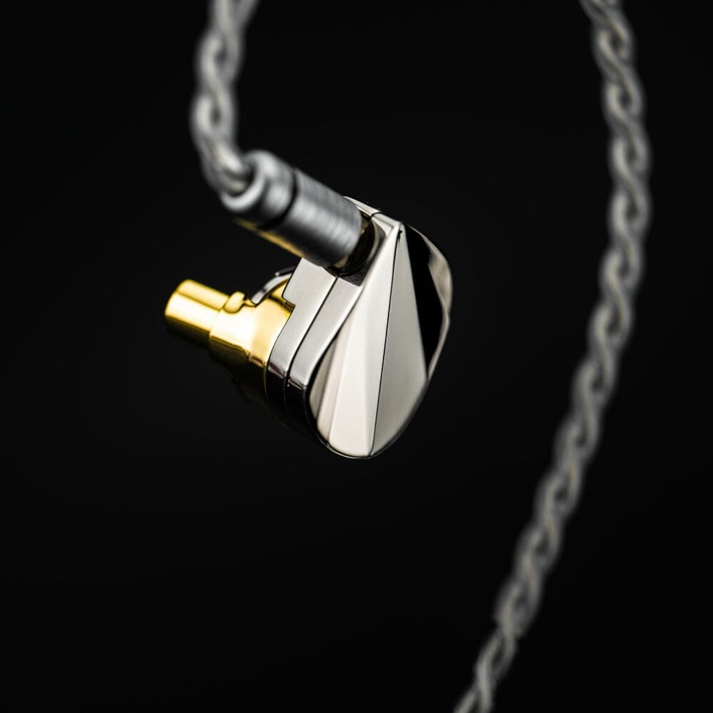 Moondrop ILLUSTRIOUS 11mm Dynamic Driver IEMs HiFiGo