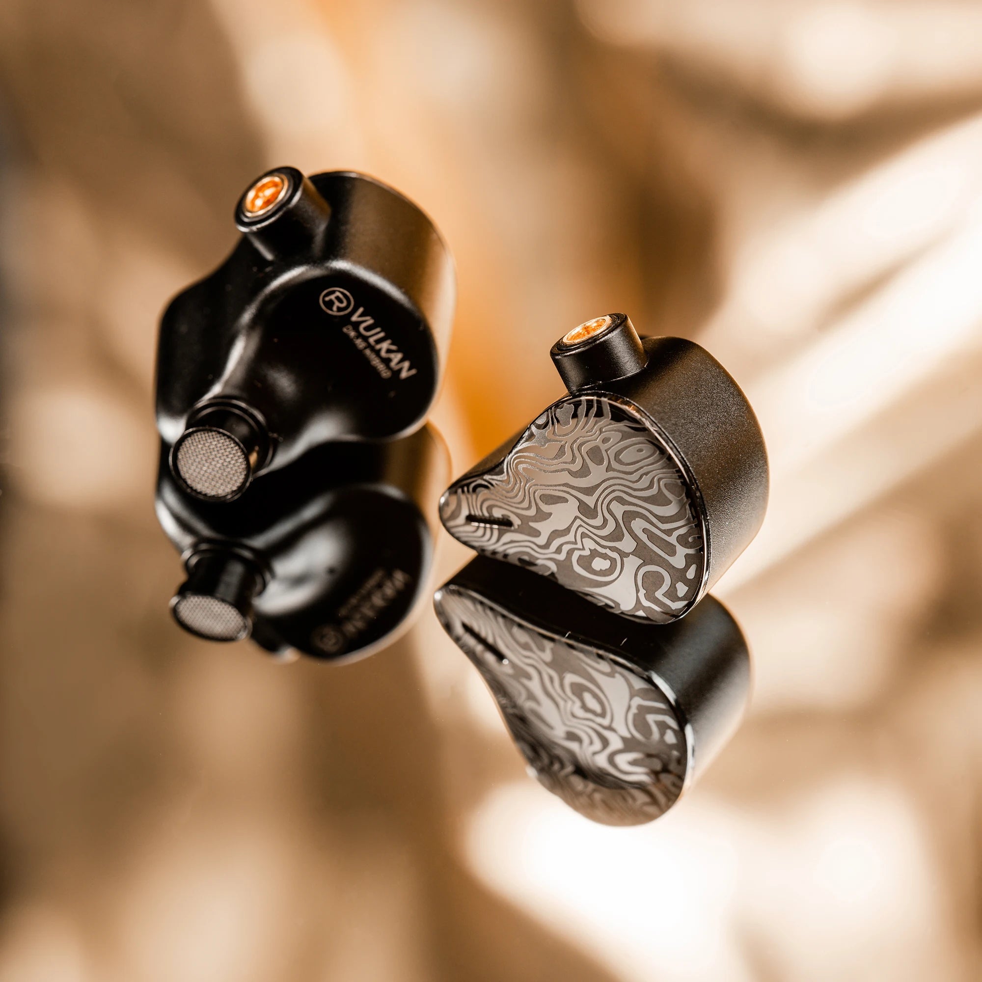 Open Box DUNU VULKAN DK-X6 2DD + 4BA Hybrid Drivers IEMs (Ships Only to Japan) HiFiGo Open Box DUNU VULKAN DK-X6 (Ships Only to Japan)