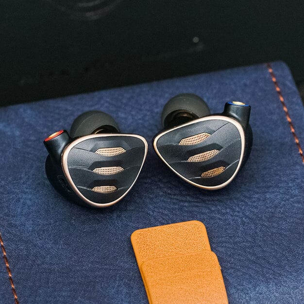 Open Box FiiO FH5s 2DD+2BA Hybrid 4-Driver IEMs (Ships Only to Japan)