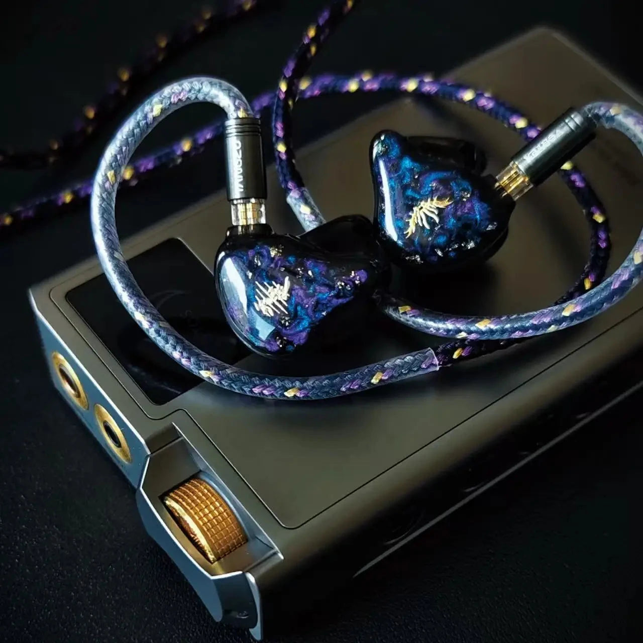 TANGZU Tianpeng 1DD+6BA+1BC Drivers IEMs HiFiGo