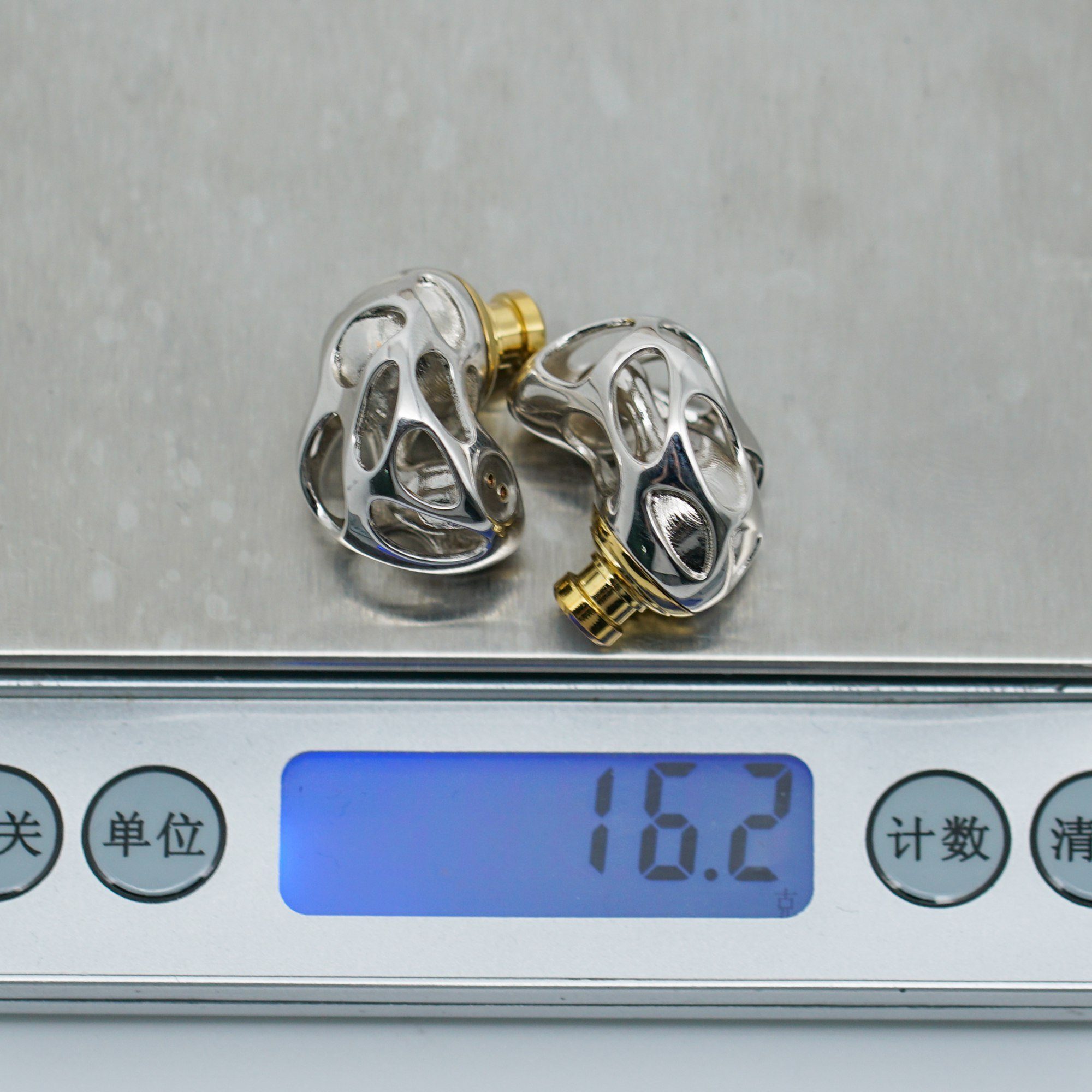 Blon BL-A8 Flagship Metal Hollow Earphone HiFiGo