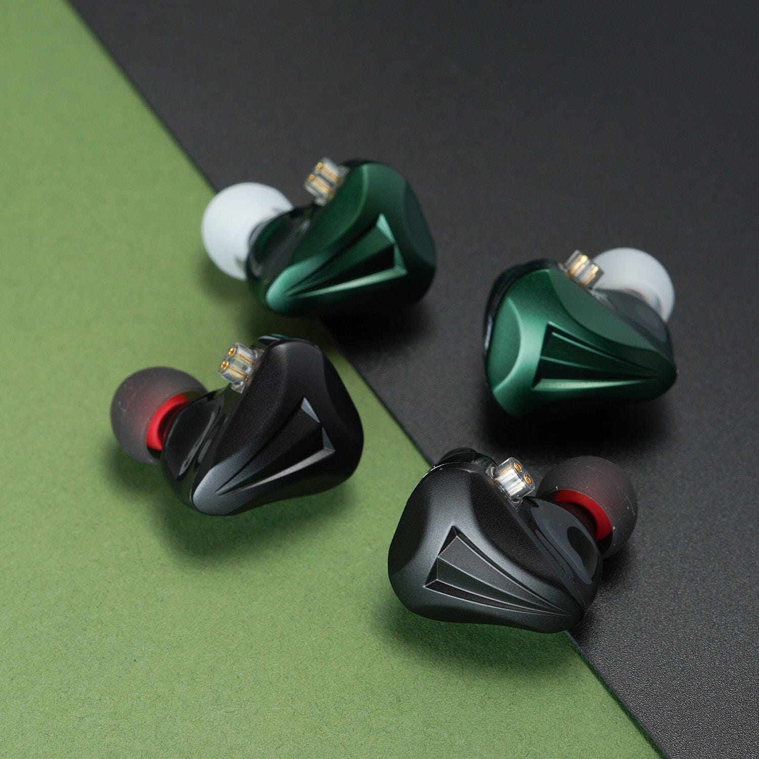 CVJ Freedom 1DD + 4 BA In-Ear Monitors IEMs HiFiGo