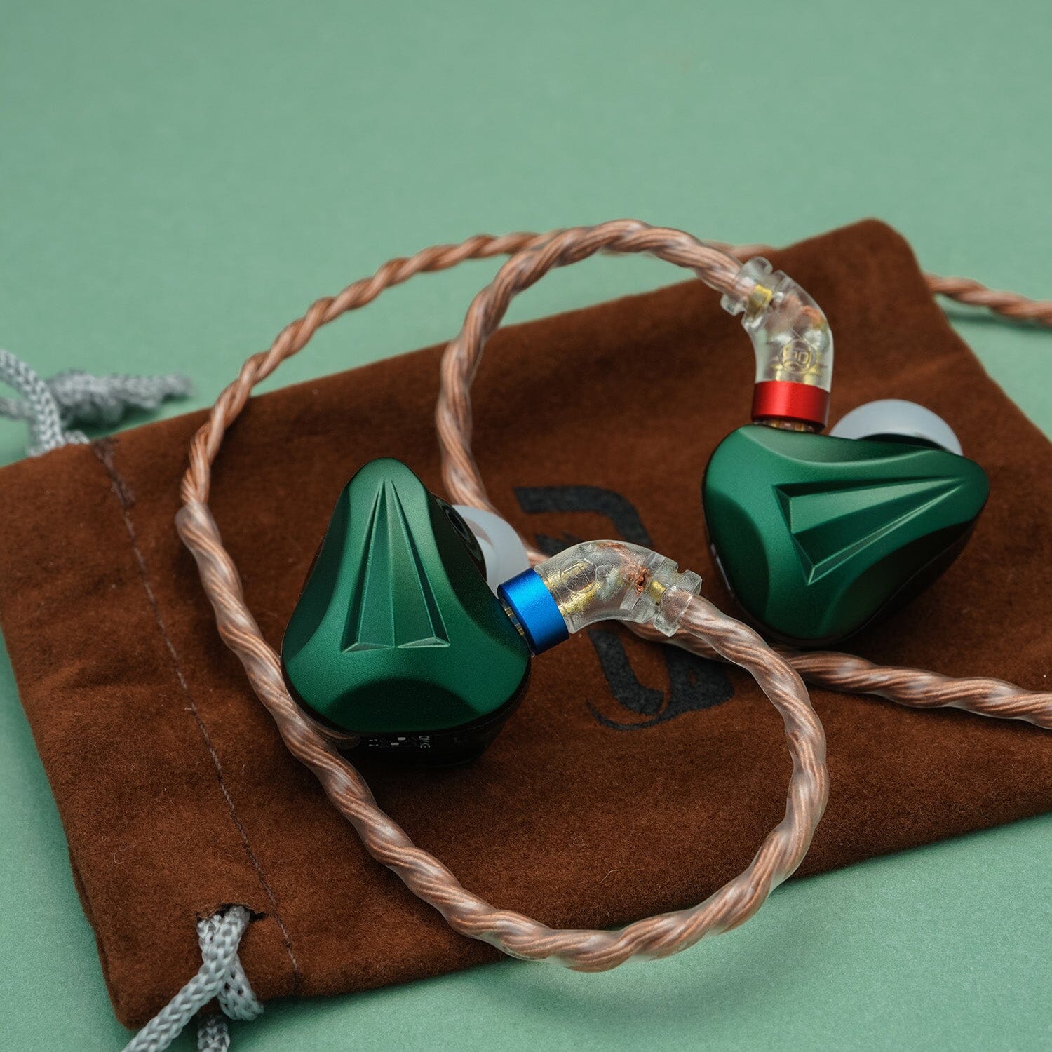 CVJ Freedom 1DD + 4 BA In-Ear Monitors IEMs HiFiGo