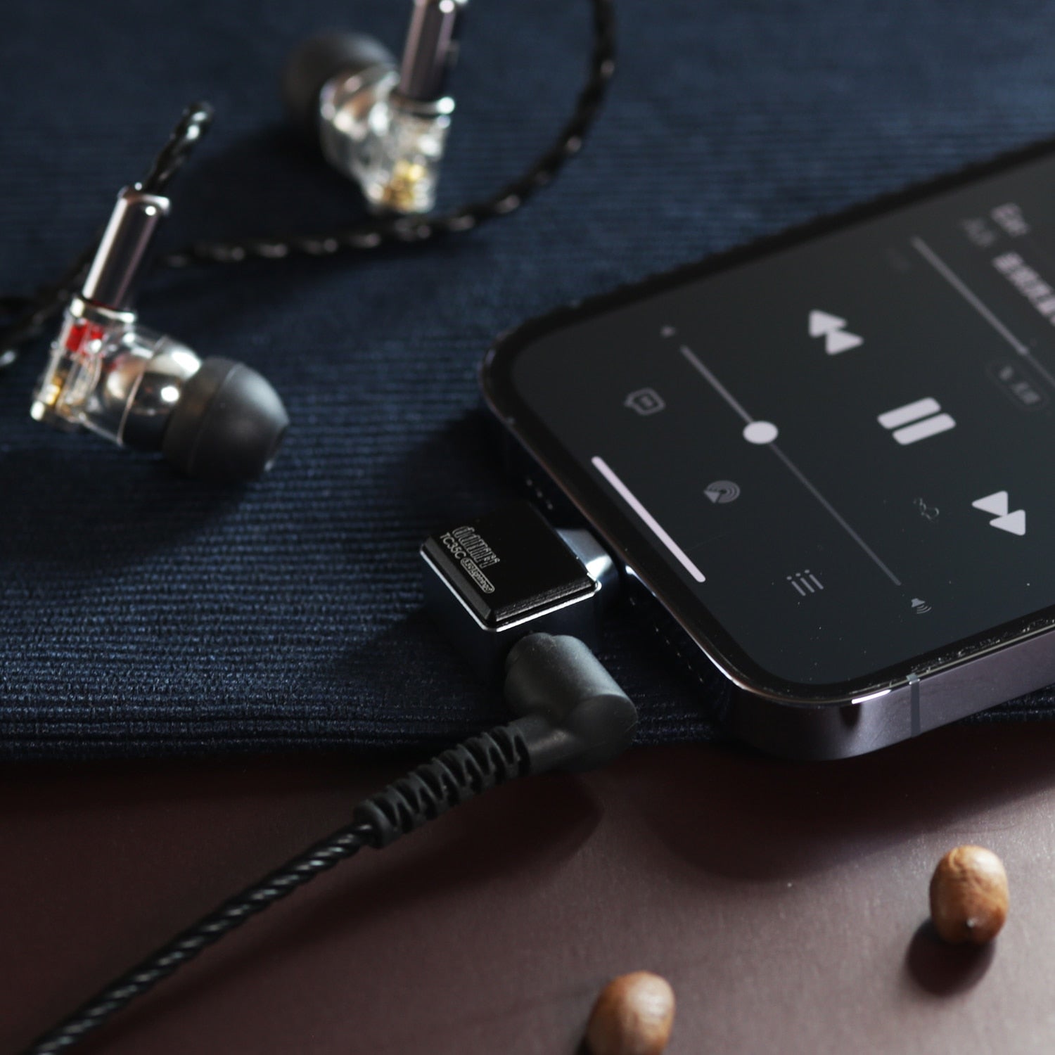 DD ddHiFi TC35C Light-ning to 3.5mm High Fidelity Adapter for iPhone HiFiGo