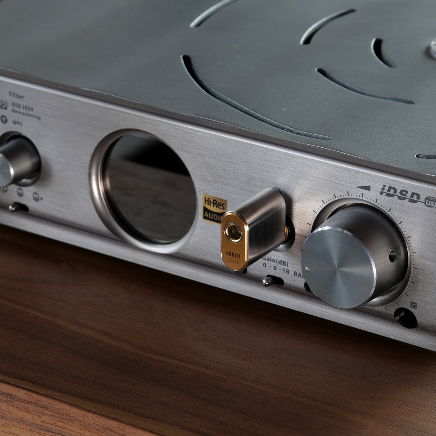 DD HiFi DJ65B 6.35mm Male to 4.4mm Female Audio Adapter for Desktop Amplifier HiFiGo