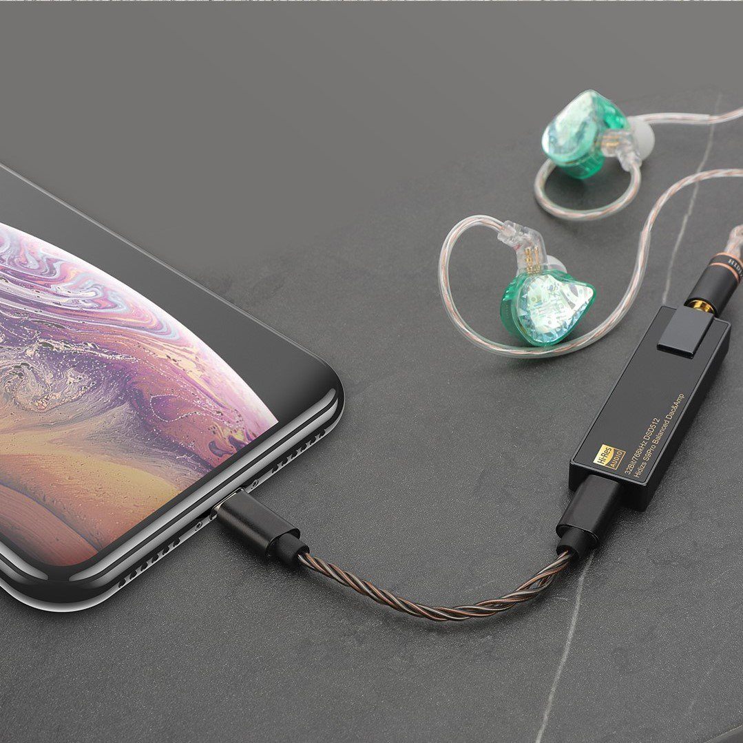 Hidizs LT02 Type C to Lightning cable1