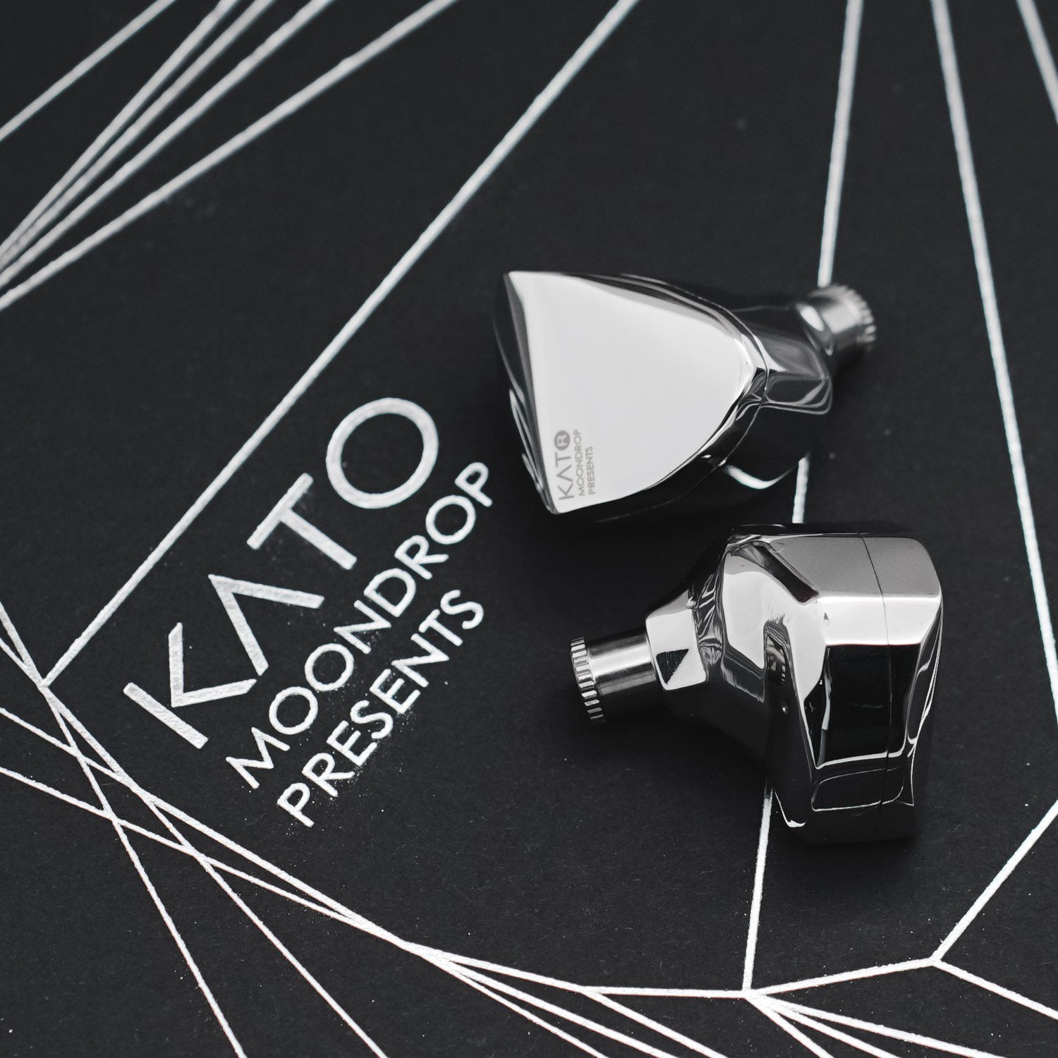 Moondrop Kato Flagship ULT Dynamic Driver In Ear Earphone HiFiGo