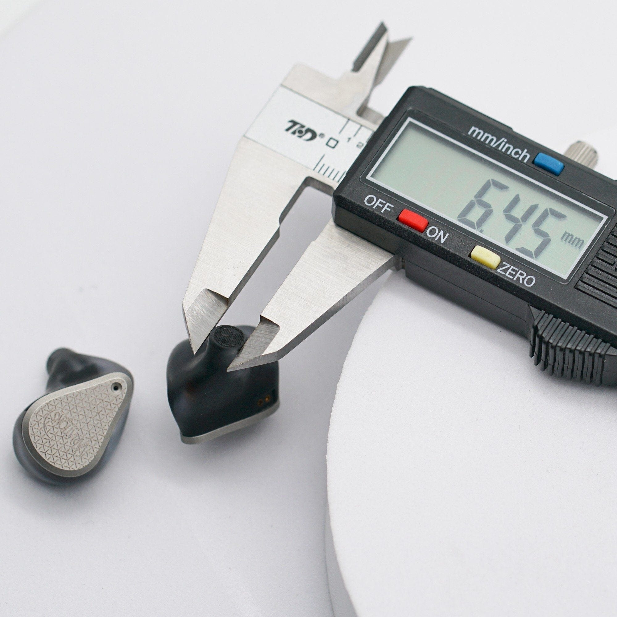 Moondrop Variations 2EST + 2BA + 1DD Tribrid IEMs Earphone HiFiGo