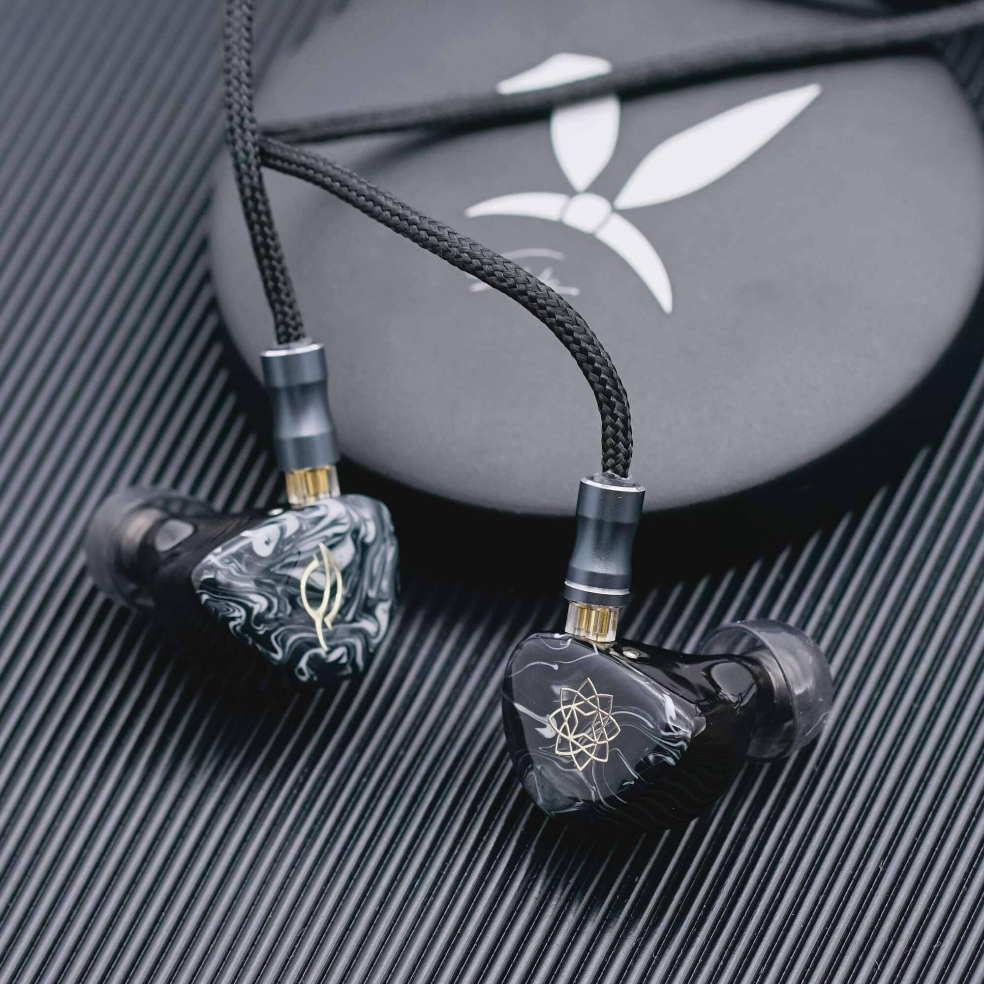 SeeAudio Bravery 4BA In-Ear Monitors HiFiGo