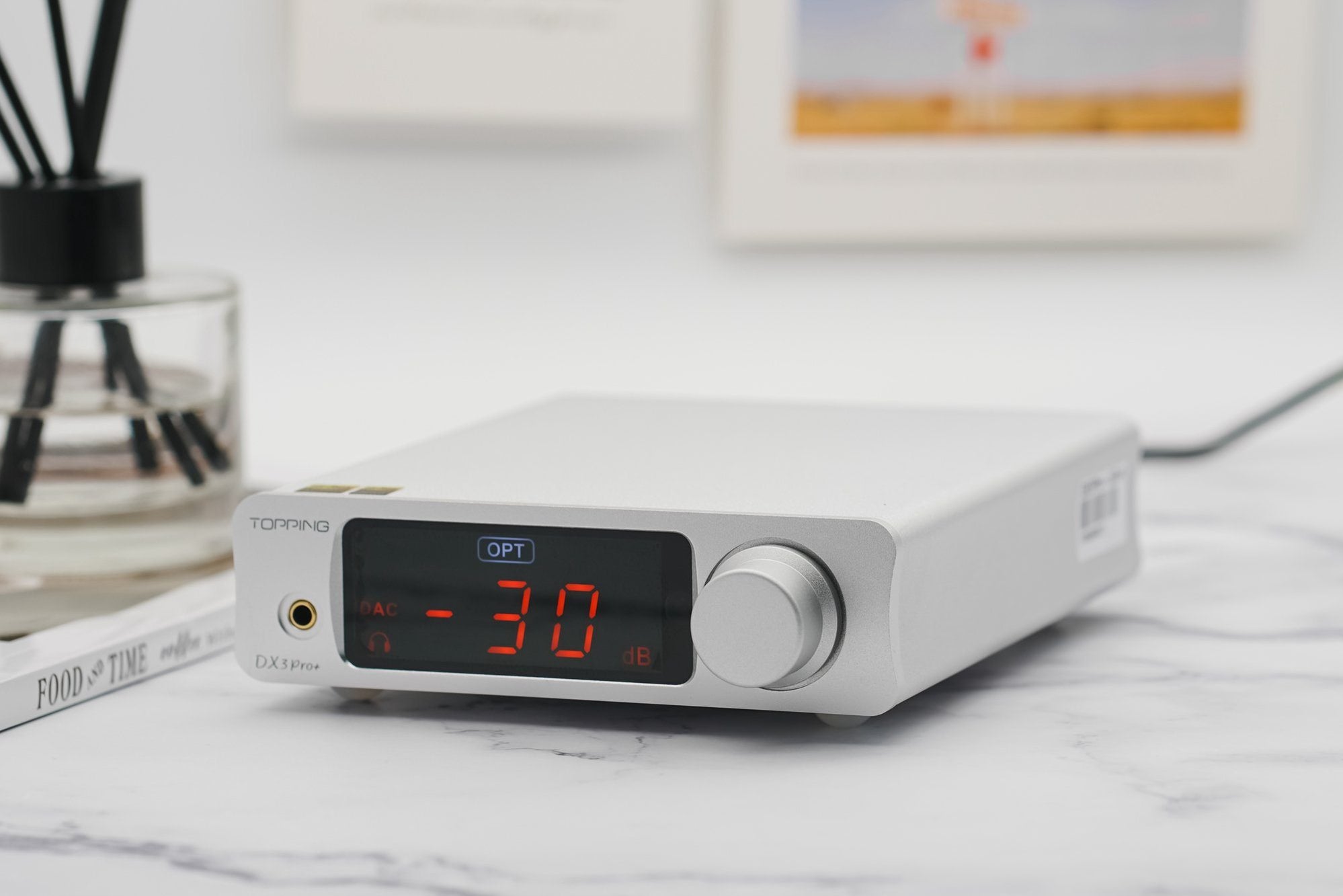 A Beginner’s Guide to Headphone Amplifier Terms Volume vs Gain vs Hea