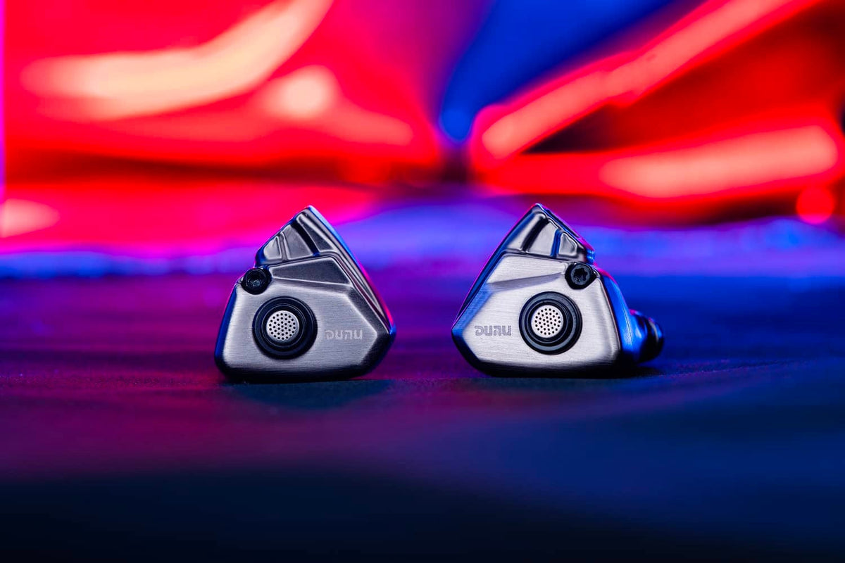 Fanmusic Dunu Titan S2 In-Ear Kopfhörer Mit Dynamischem Treiber – 0,78 2-Pin Anschluss, Inkl. Kabel & Box (Braun)