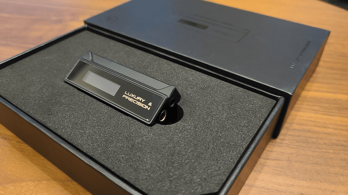 Luxury & Precision W2 Portable USB DAC/AMP Headphone AMP — HiFiGo