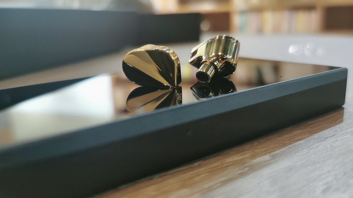 Moondrop Illumination Unboxing & Quick Review: Lustrous Beauty!!