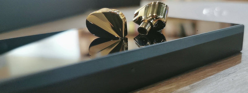 Moondrop Illumination Unboxing & Quick Review: Lustrous Beauty!!