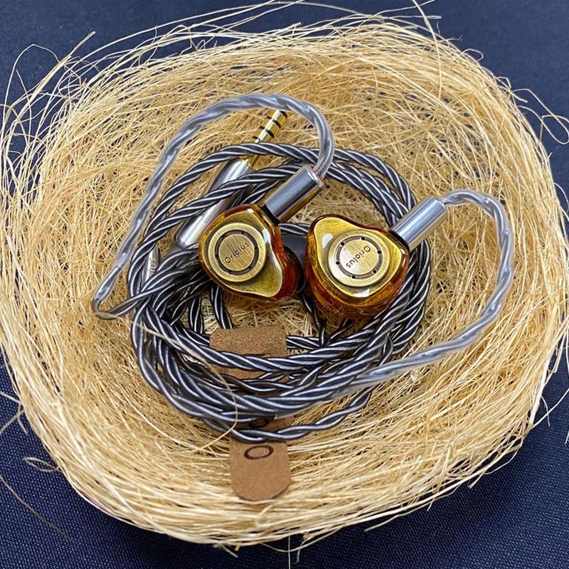 Oriolus Isabellae: Latest Single DD IEM With Medical-Grade Resin Cavities