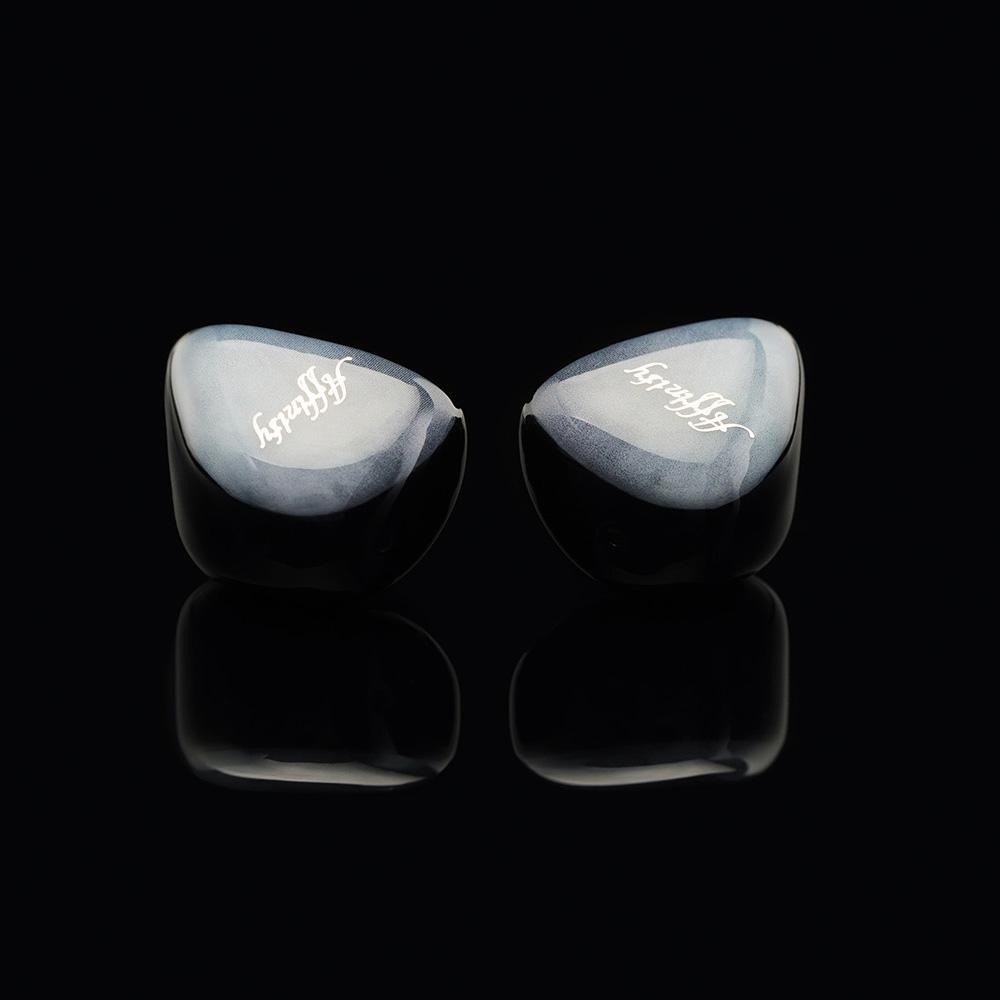 Queen Of Audio Affinity: Latest Single Dynamic Driver IEM With 10mm Titanium-Plated PEN Diaphragm