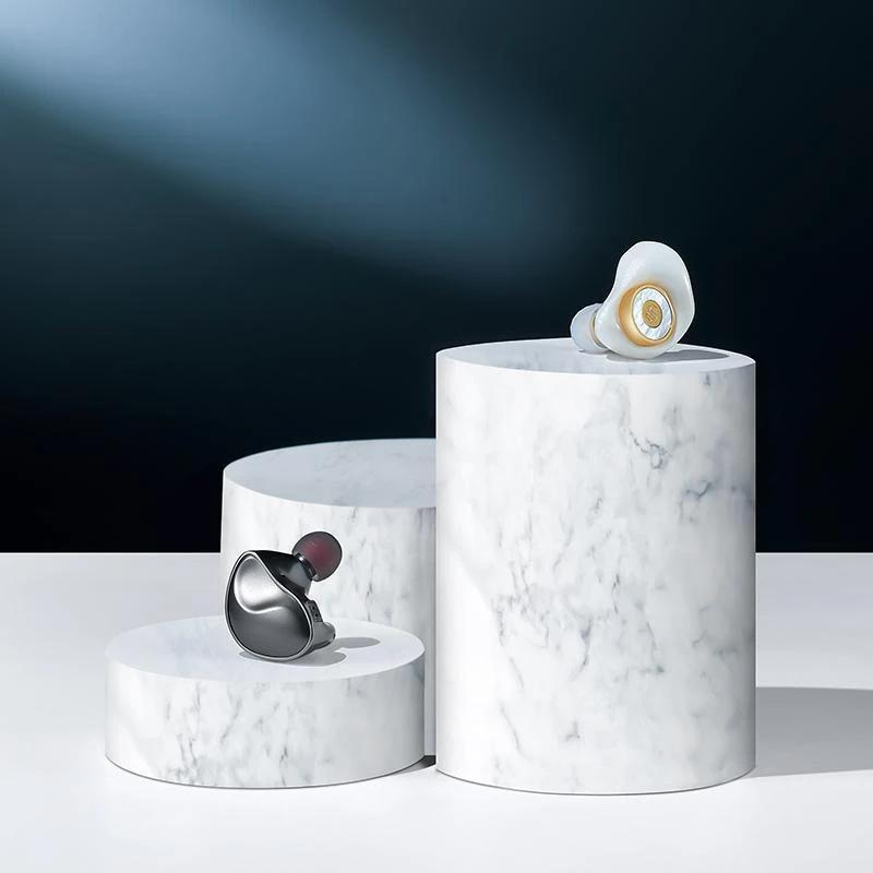 Simphonio RX10: Single Dynamic Driver IEMs With Composite Three-Layered Diaphragm