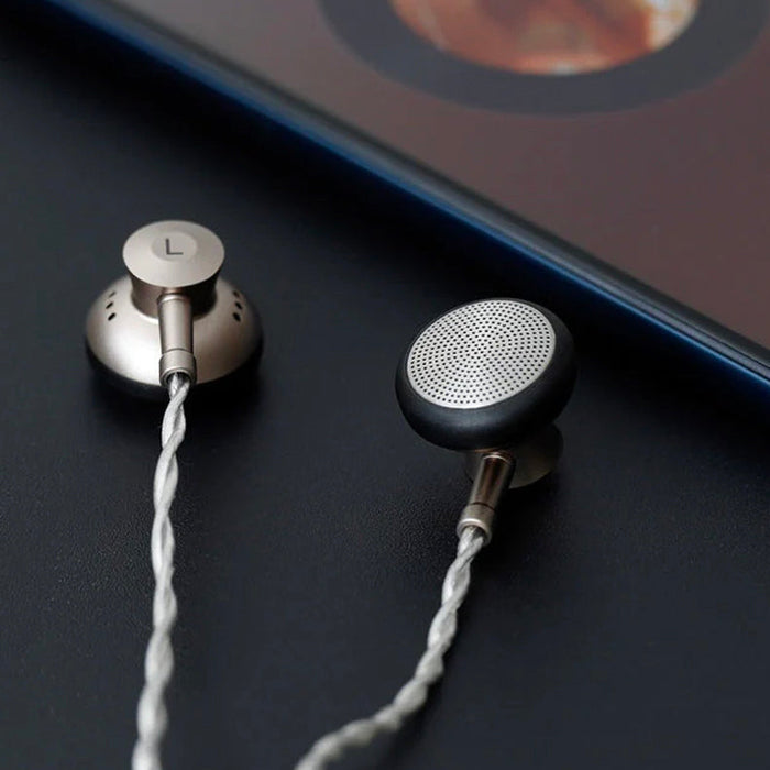 SIVGA M200: Flat-Head Earphones With Large 15.4mm Dynamic Driver