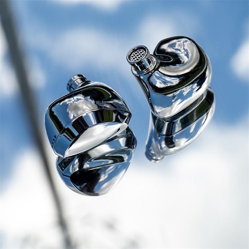 Tri I3 Pro: An Upgrade To The Classic I3 Planar Hybrid Earphones