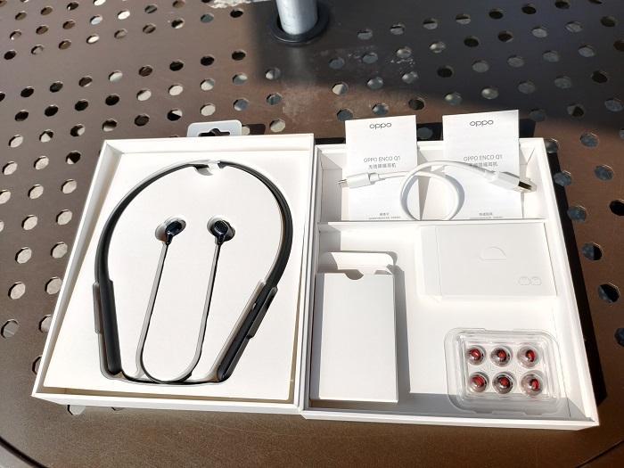 Unboxing of Oppo Enco Q1 ANC headset Hifigo HiFiGo