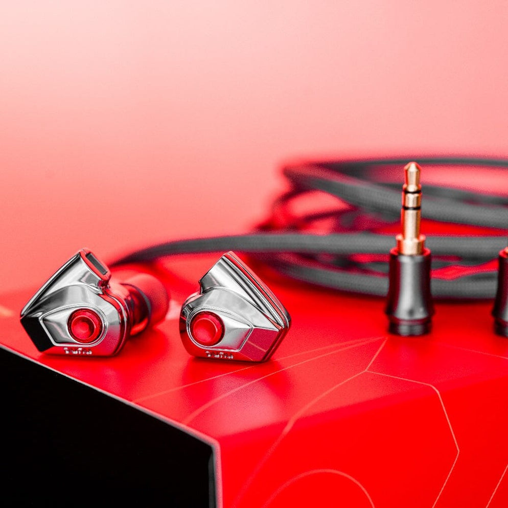 Fanmusic Dunu Titan S2 In-Ear Kopfhörer Mit Dynamischem Treiber – 0,78 2-Pin Anschluss, Inkl. Kabel & Box (Braun)