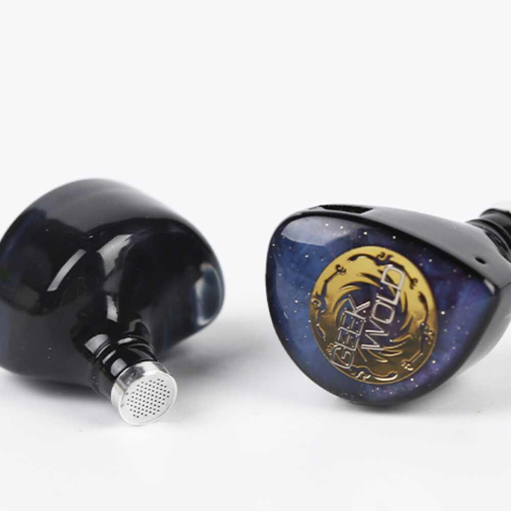 Geek Wold GK300 1DD+8BA+1Planar+2EST Hybrid Driver In-Ear Earphones