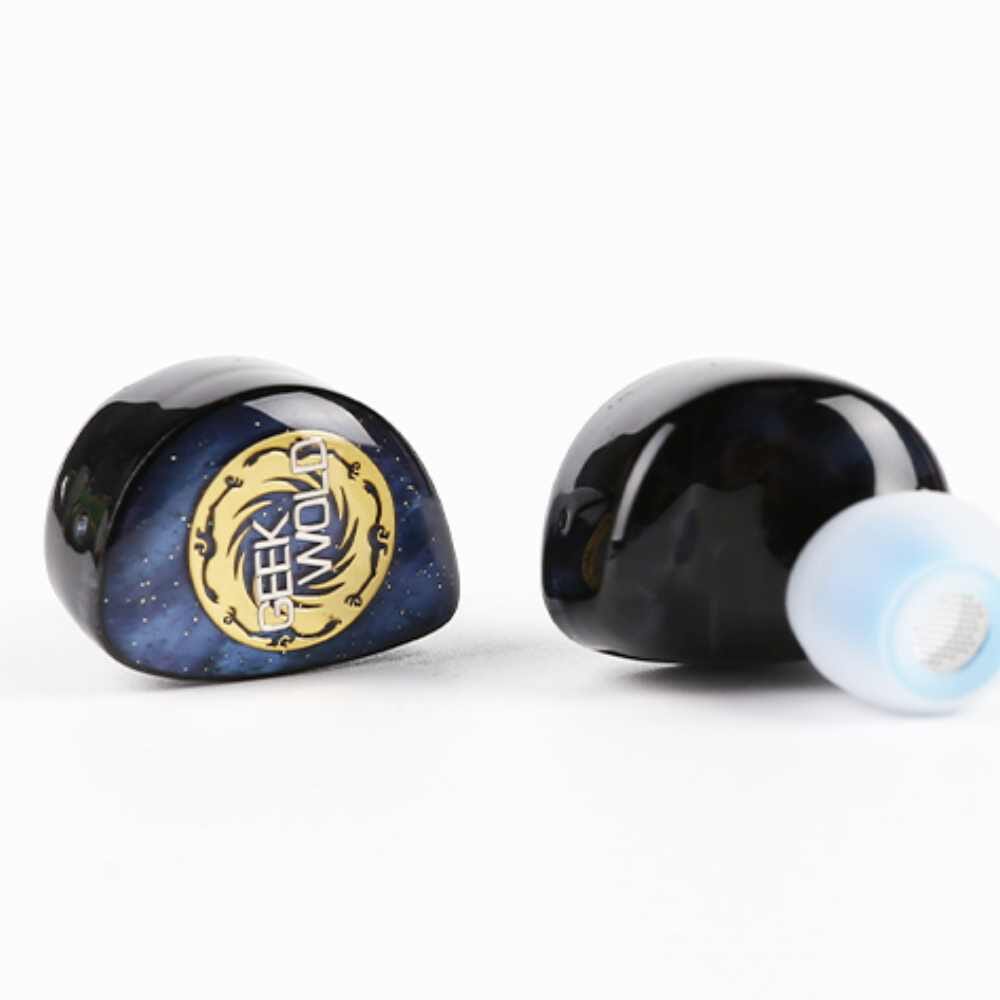 Geek Wold GK300 8BA+2PZT+Planar+DD イヤホン Geek Wold GK300 1DD+8BA+1Planar+2EST Hybrid Driver In-Ear Earphones