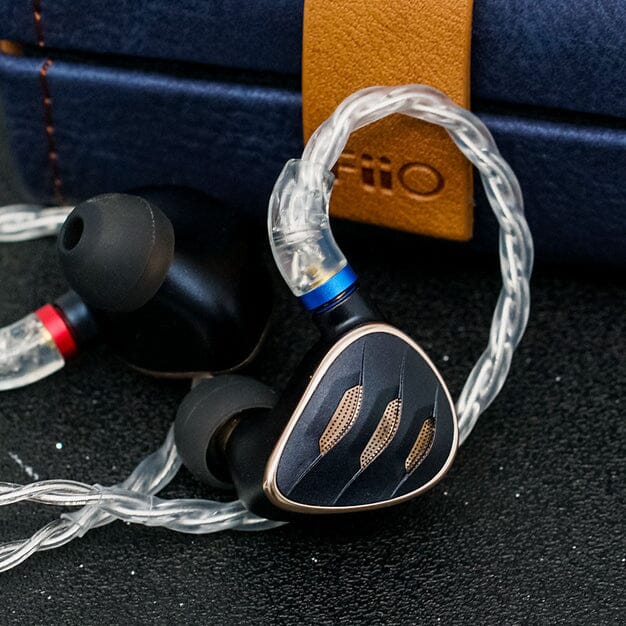 Open Box FiiO FH5s 2DD+2BA Hybrid 4-Driver IEMs (Ships Only to Japan)