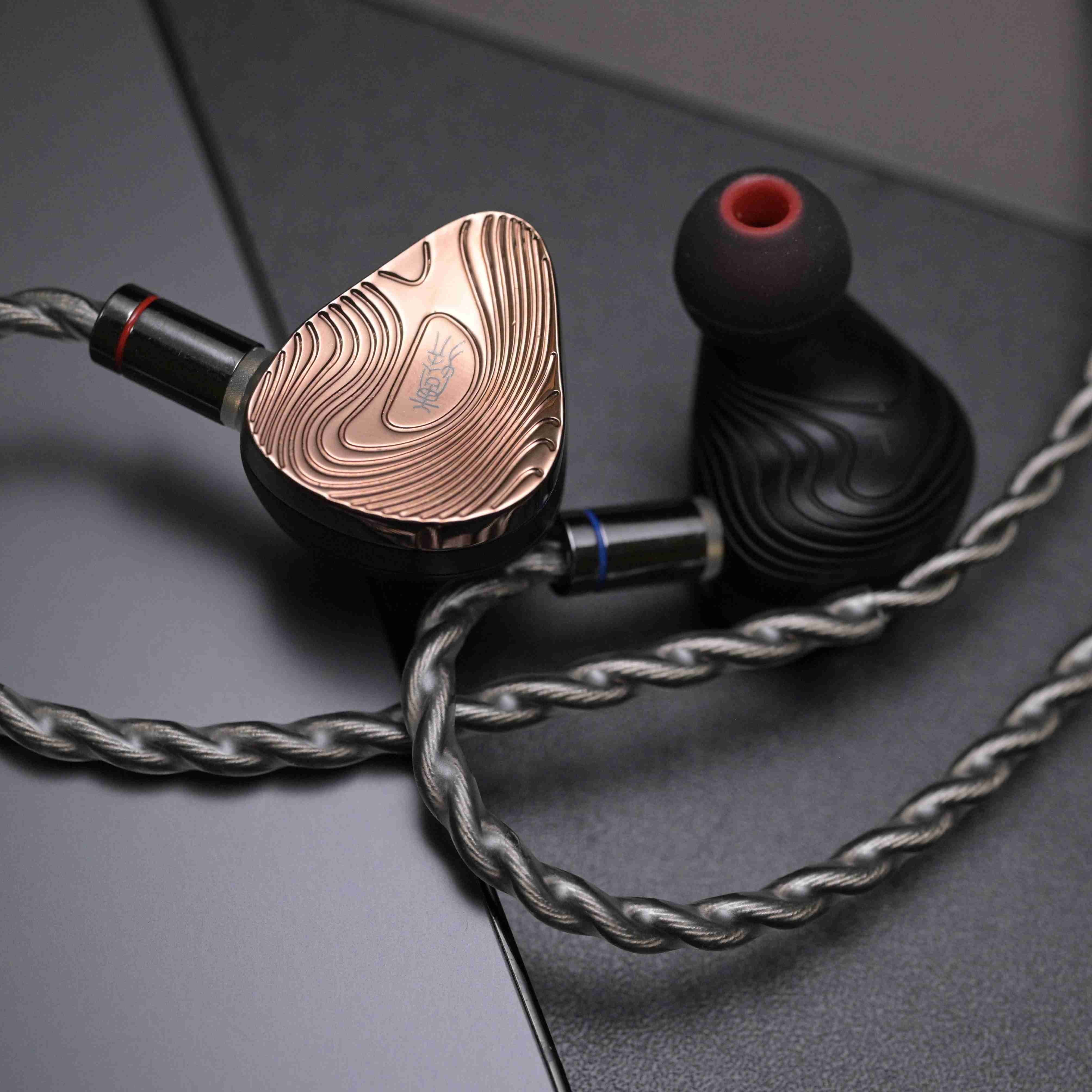 TANGZU Xuanwu GATE 1DD+4BA+2EST Tribrid In-Ear Monitors TANGZU 