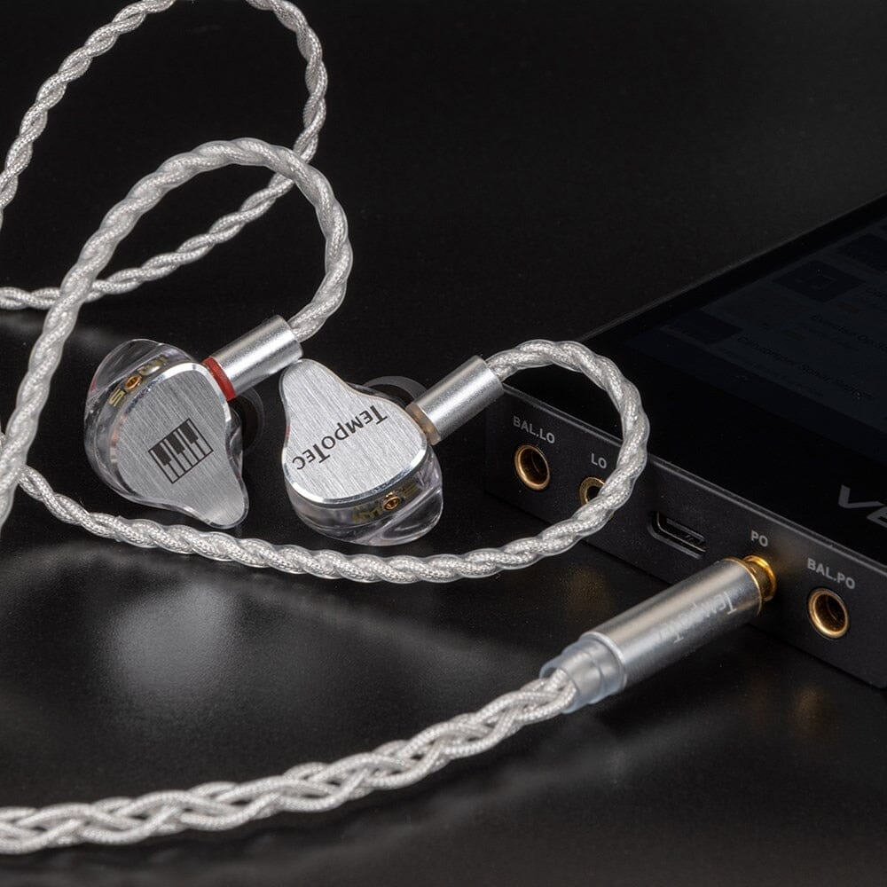 【希少品】TempoTec IM05 ハイブリッドイヤホン【ほぼ未使用】 TempoTec IM05 1DD+4BA Hybrid In-Ear Monitors
